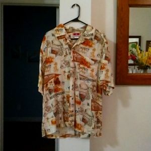 M vintage NFL Tampa Bay buccaneers button down shirt